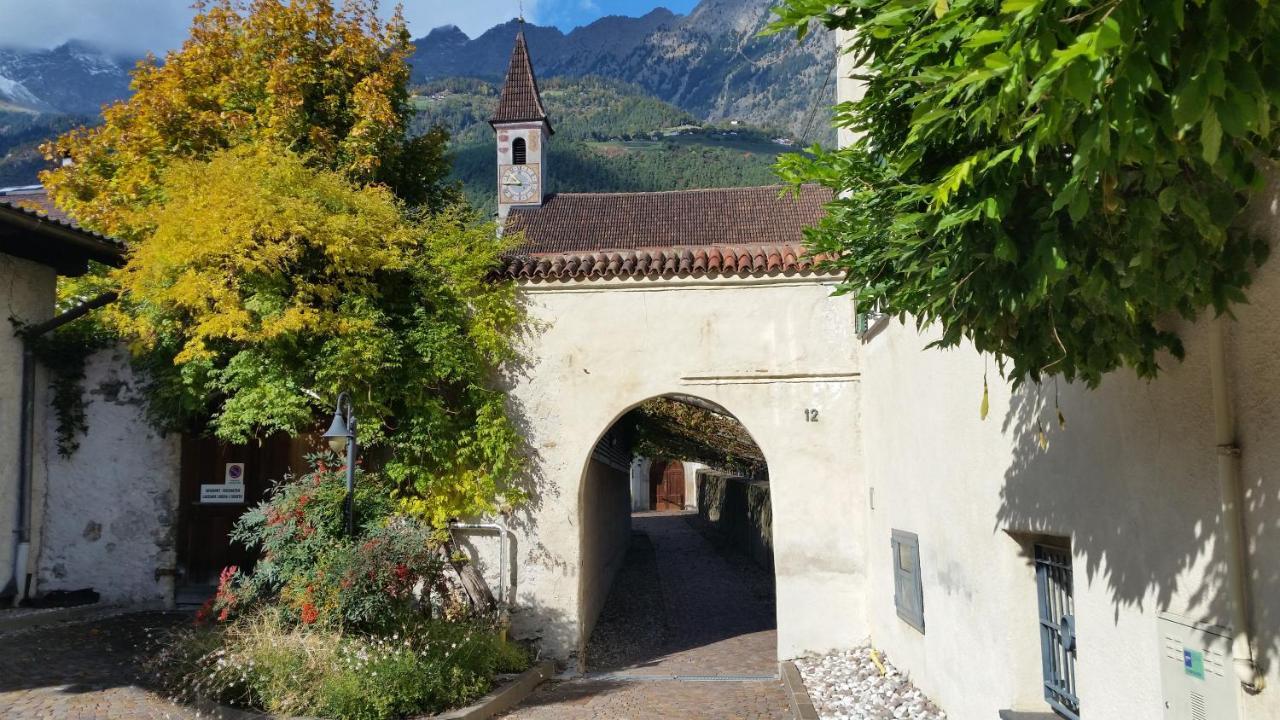 Ferienwohnung Mit Garage, Fahrradraum Und Sehr Grosser Sonnenverwoehnten Terrasse ラグンド エクステリア 写真